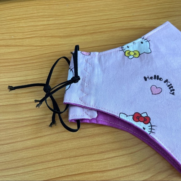 Hello Kitty Face Mask - New - Picture 2 of 8